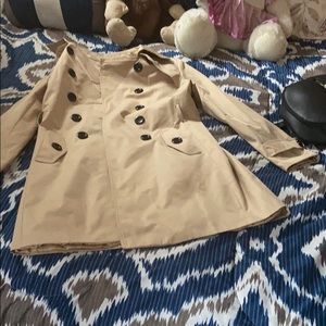 Tench coat brand not worn